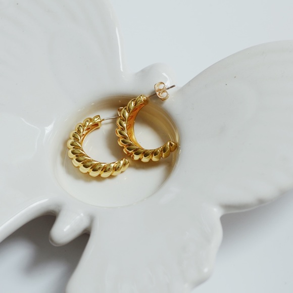 18K Gold Plated Croissant Hoop Earrings - Picture 2 of 9